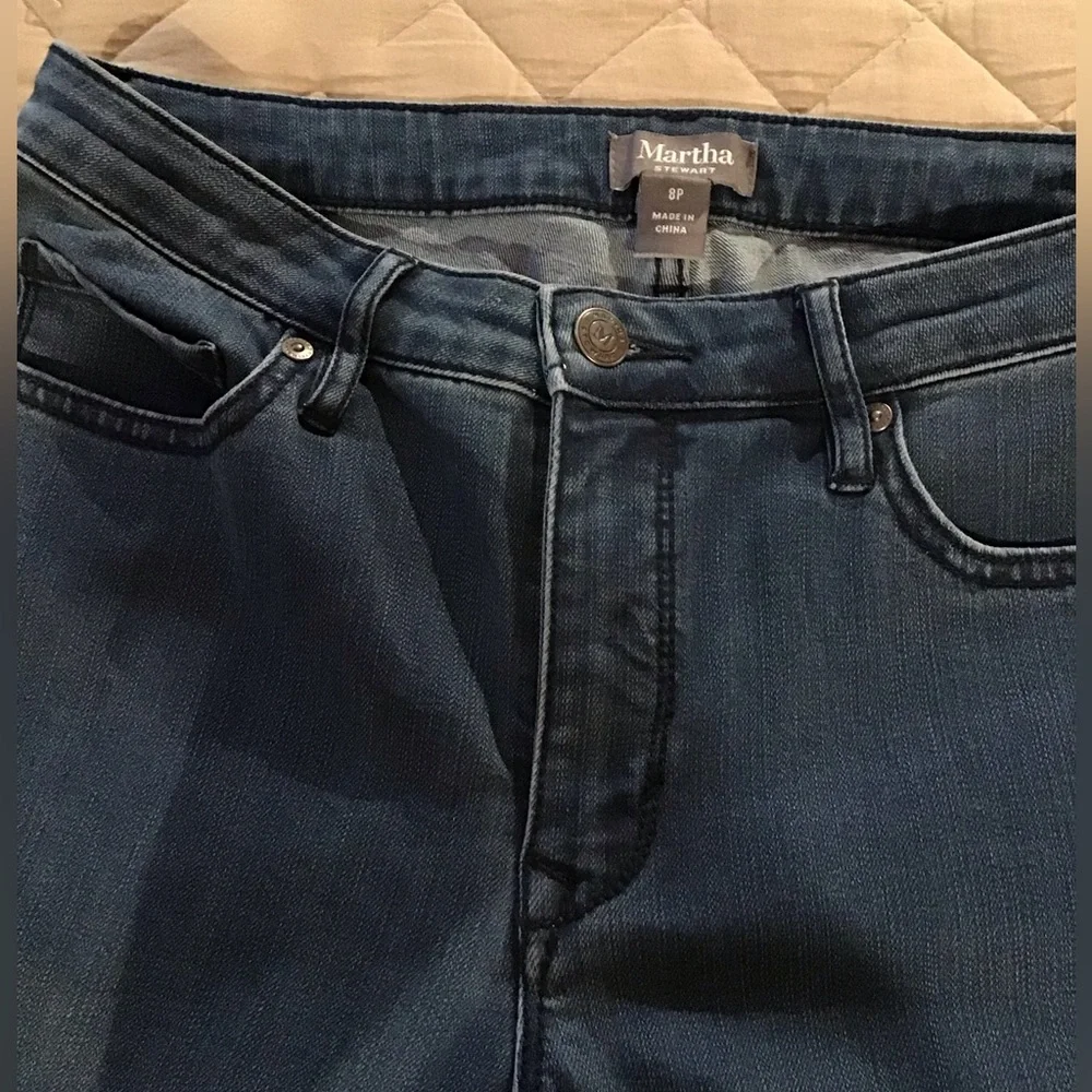 Martha Stewart Faux Pearl Side Studded Jeans. - Picture 3 of 5